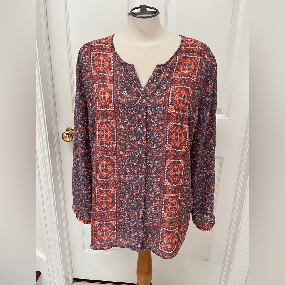 Violet & Claire floral and Geometric Blouse size ladies XL